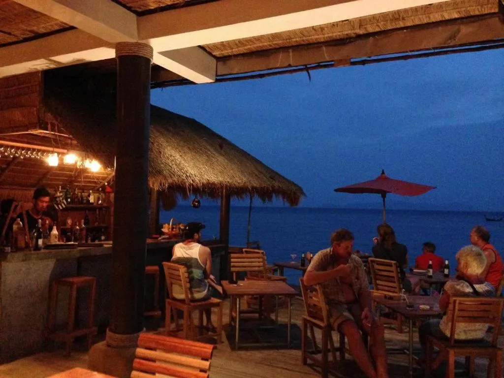 Koh Mook De Tara Beach Resort