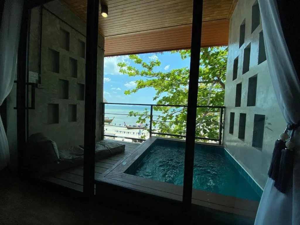 Koh Mook De Tara Beach Resort