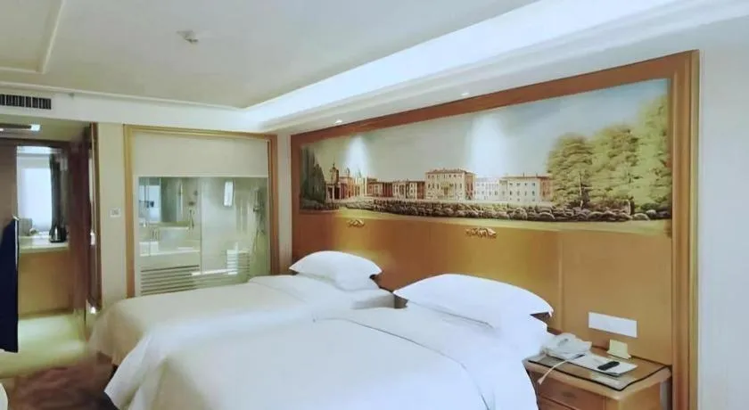 Bed in Vienna Hotel Xi'an Zhonglou