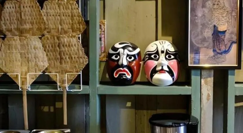 Live Local Cafe & Hotel