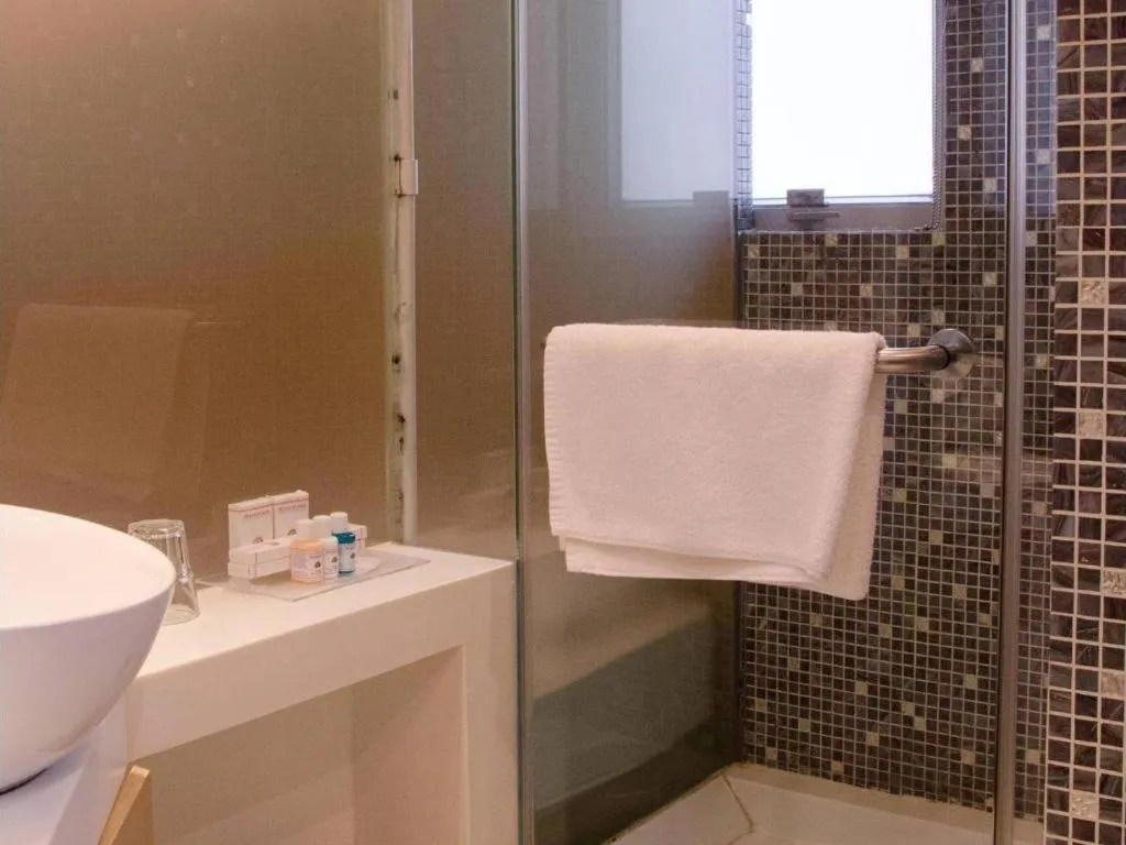 Acesite Knutsford Hotel