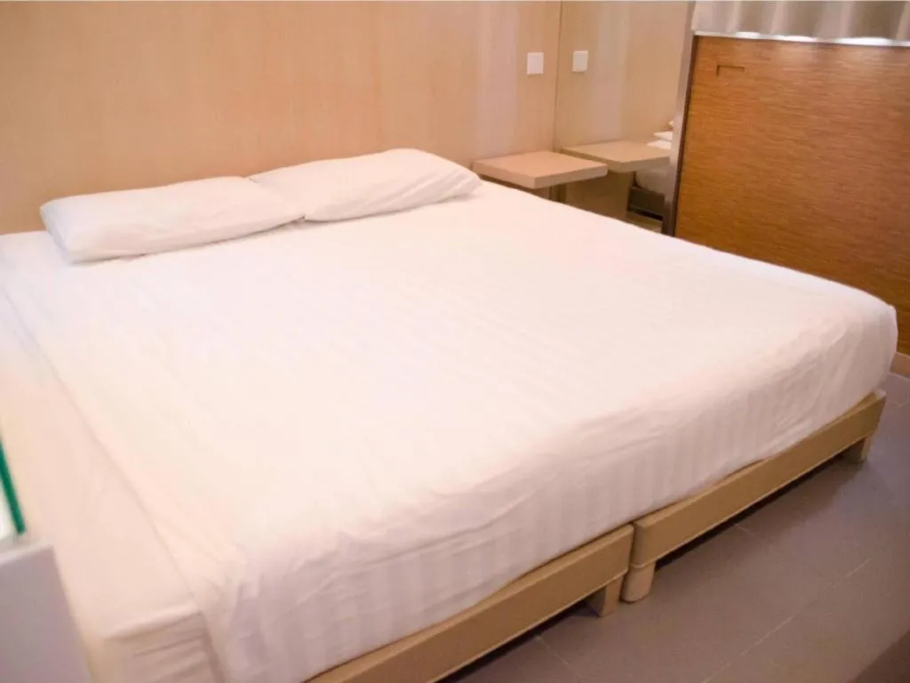 Bed in Acesite Knutsford Hotel