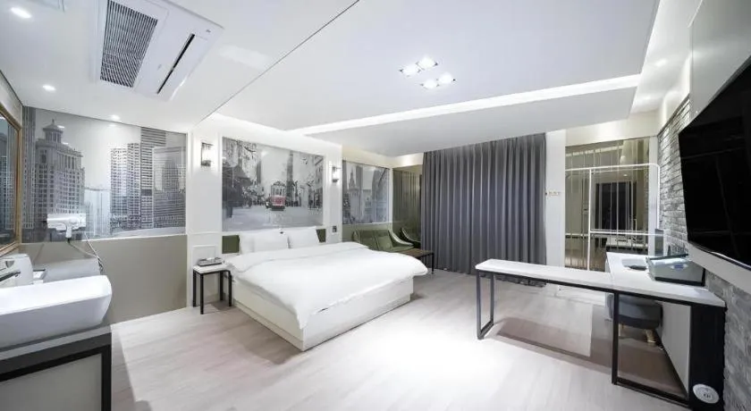 Bed in Pohang Hotel View