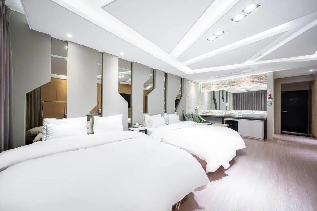 Bed in Pohang Hotel View