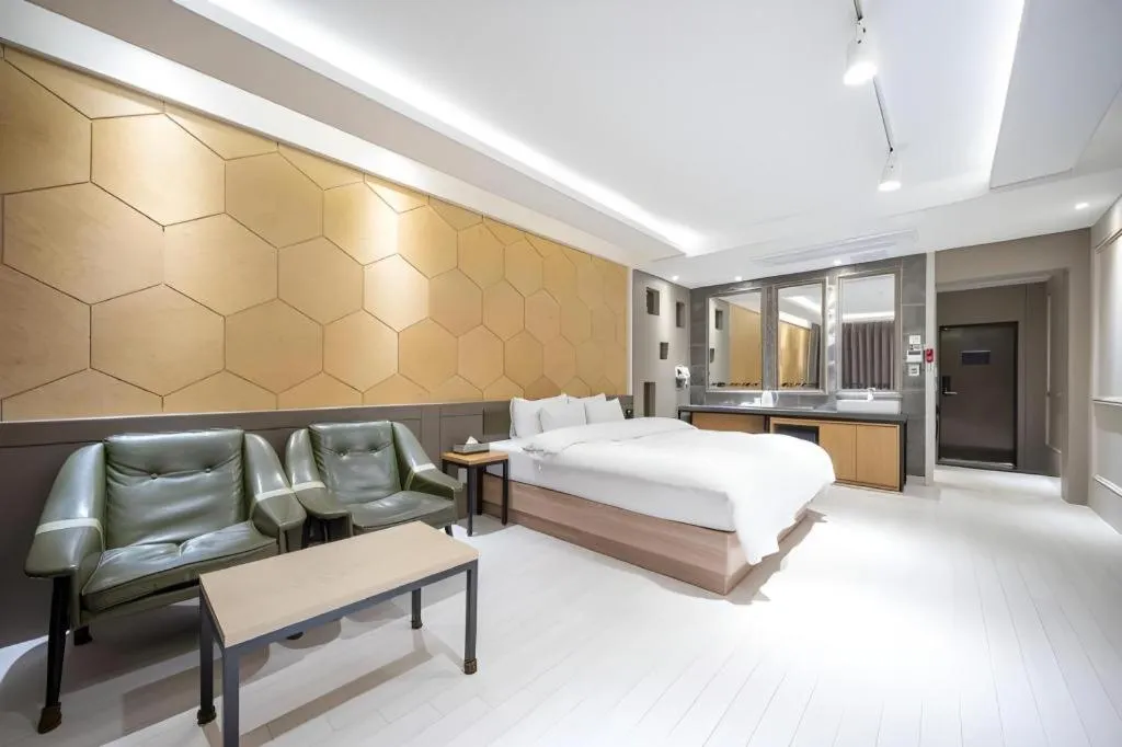 Bed in Pohang Hotel View