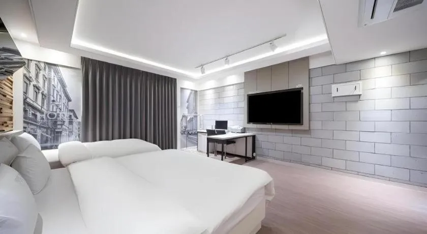 Bed in Pohang Hotel View