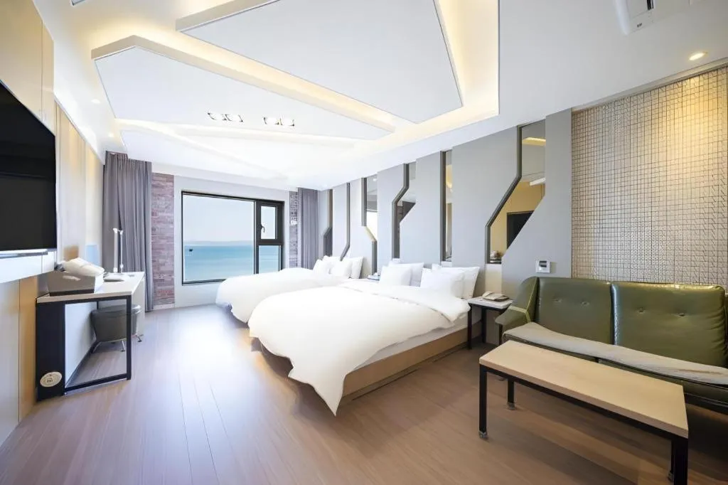 Bed in Pohang Hotel View