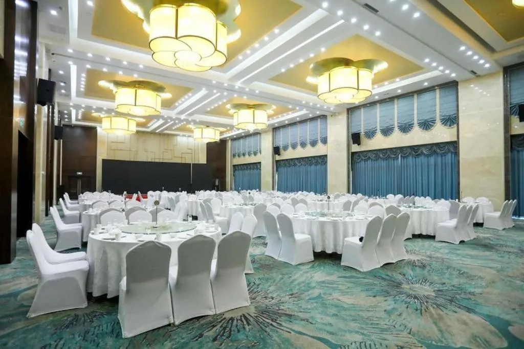 Hundred Hotel Qingdao