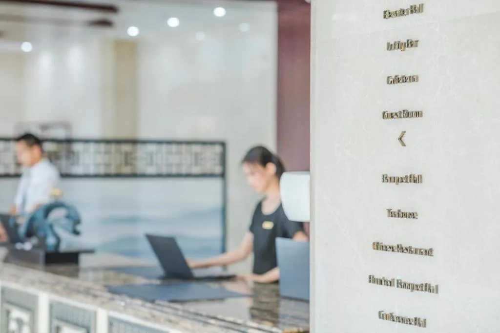 Hundred Hotel Qingdao