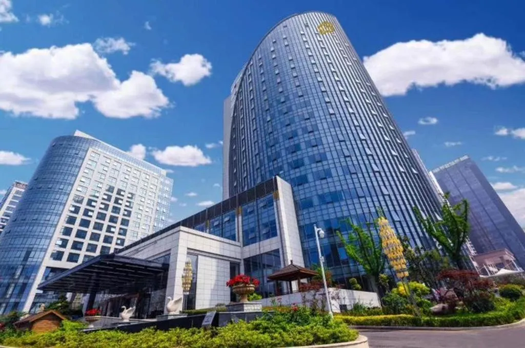 Hundred Hotel Qingdao