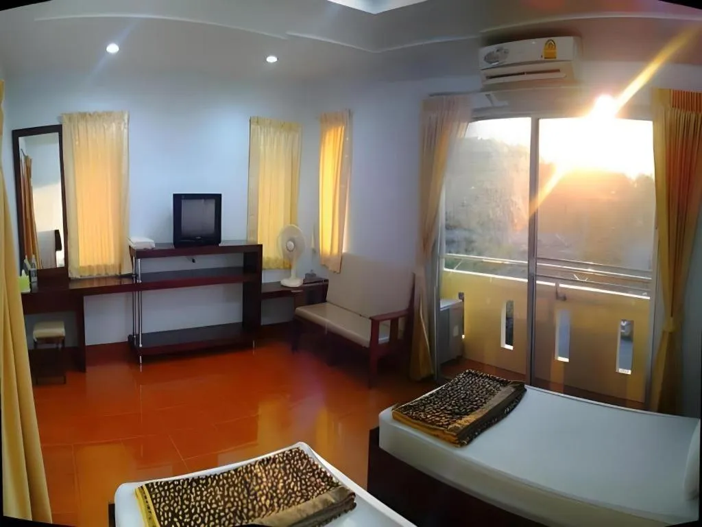 Bed in Chanthanee Hotel