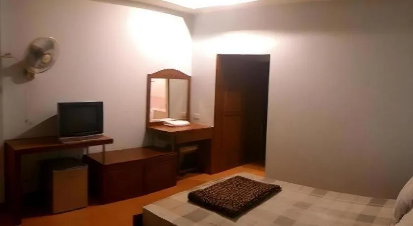 Bed in Chanthanee Hotel