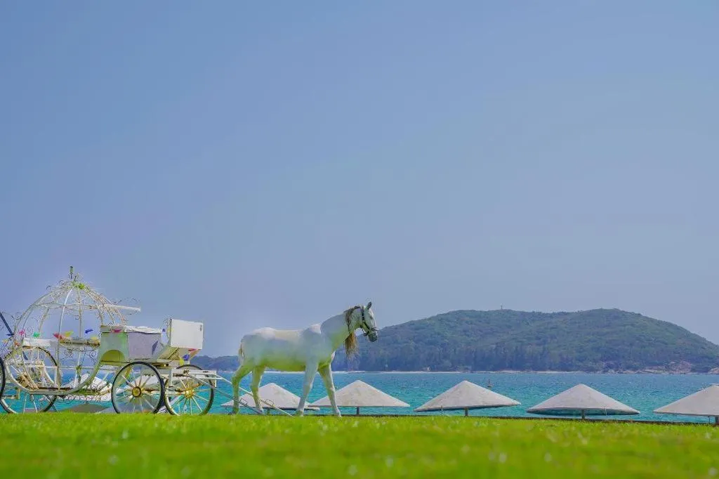 Ocean View Resort Yalong Bay