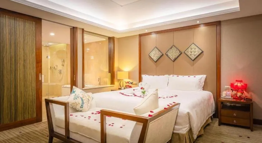 Bed in Ocean View Resort Yalong Bay