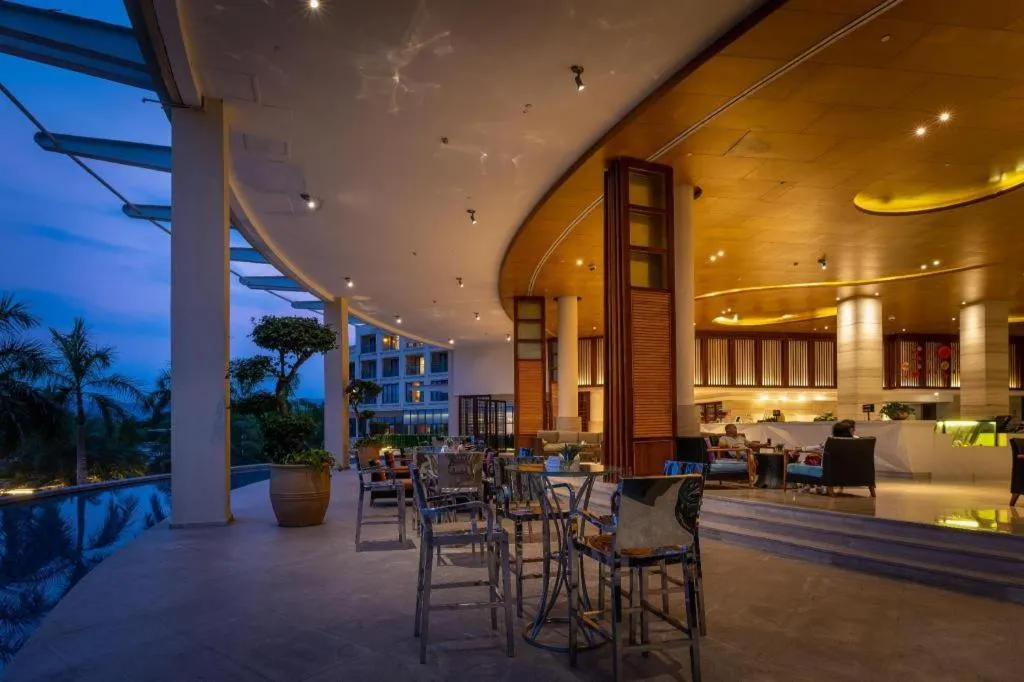 Ocean View Resort Yalong Bay