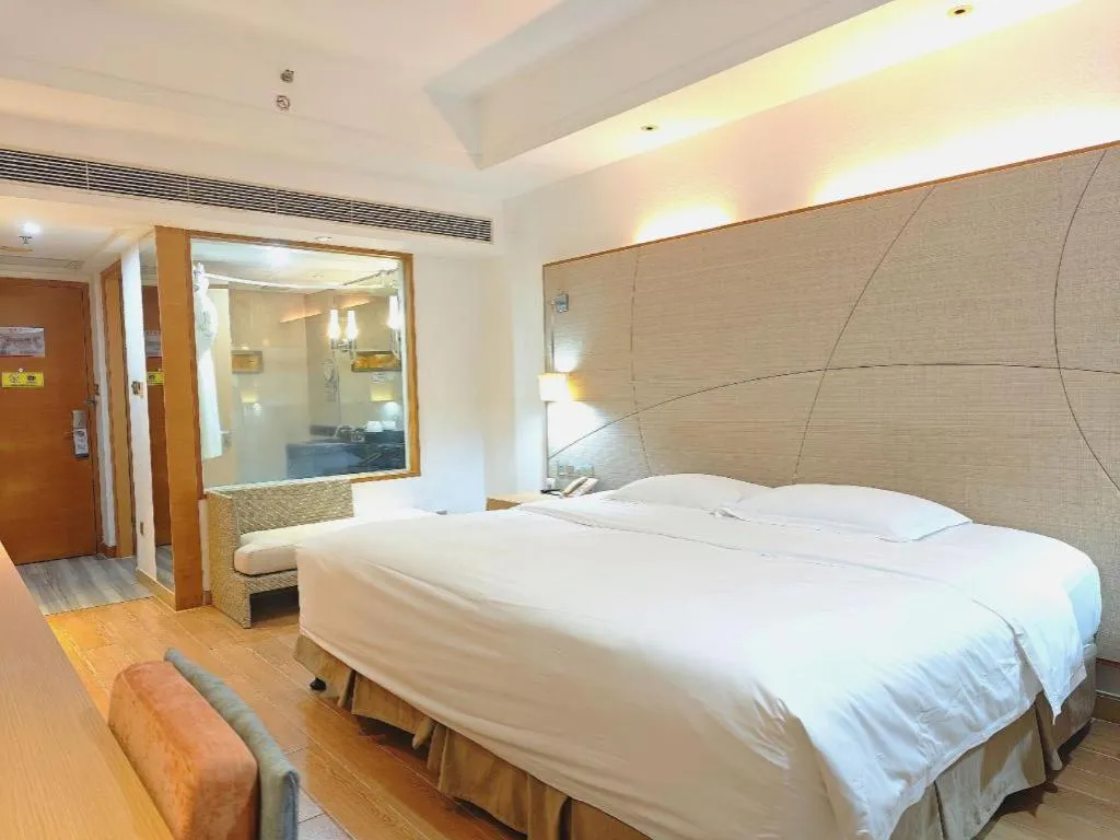 Bed in Ocean View Resort Yalong Bay