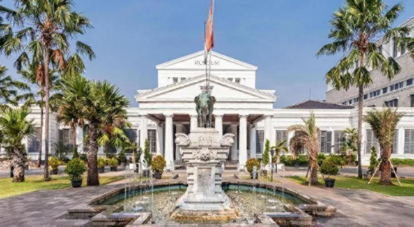 The Grand Palace Resident