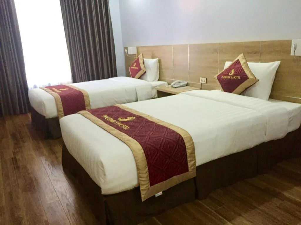 Bed in Phoenix Hotel 3