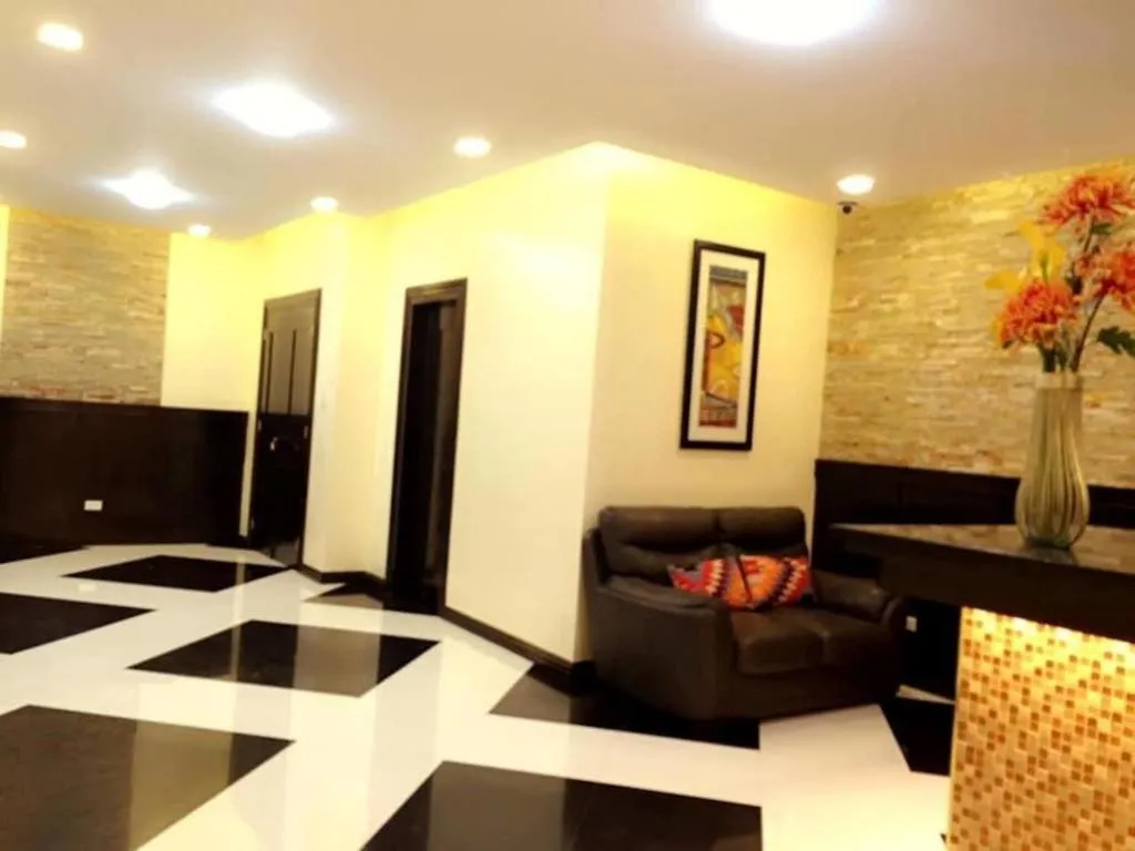 Jo Carter's Hotel & Suites Angeles City