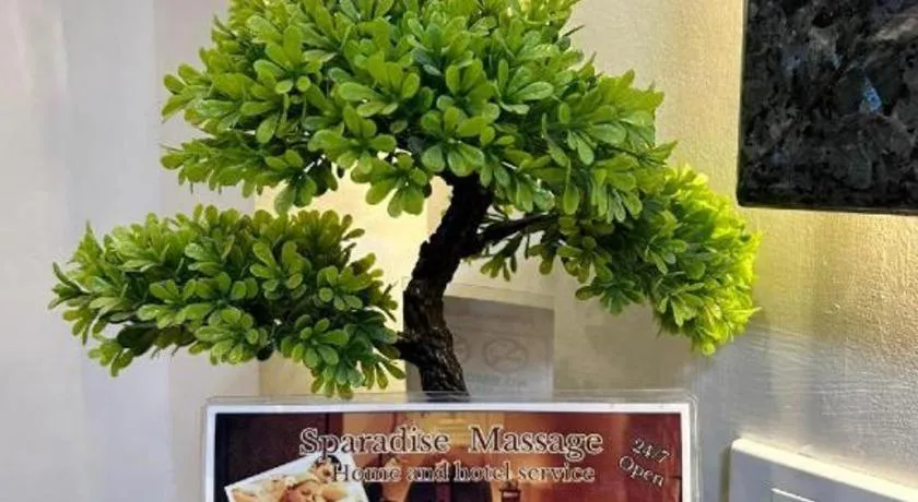 Jo Carter's Hotel & Suites Angeles City