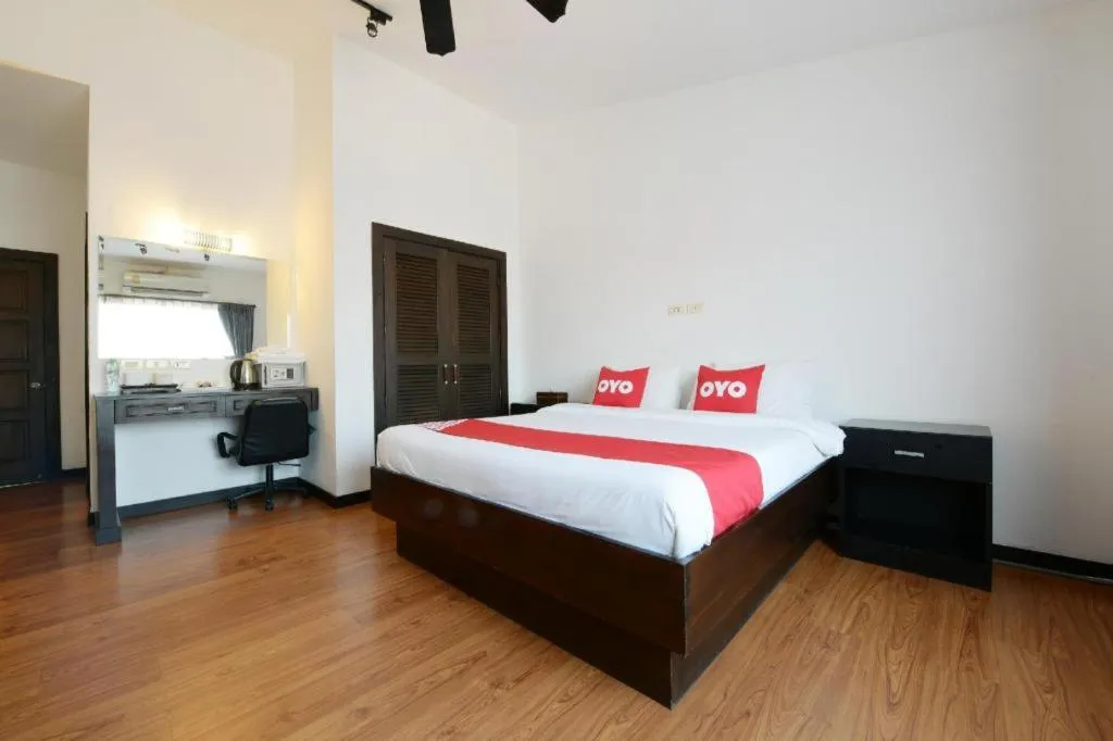 Bed in OYO 520 Pattaya Cantina