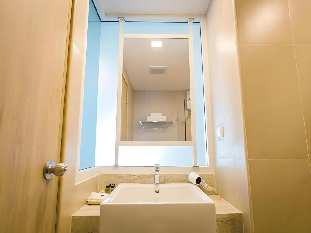 B2 Nakhonsawan Premier Hotel