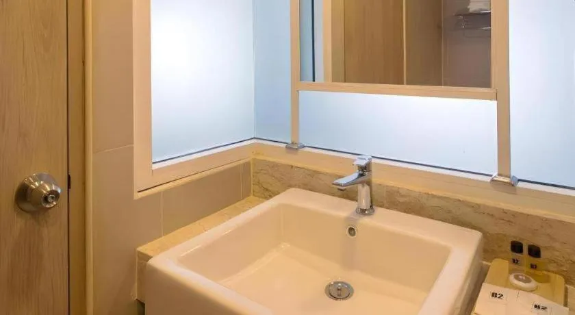 B2 Nakhonsawan Premier Hotel