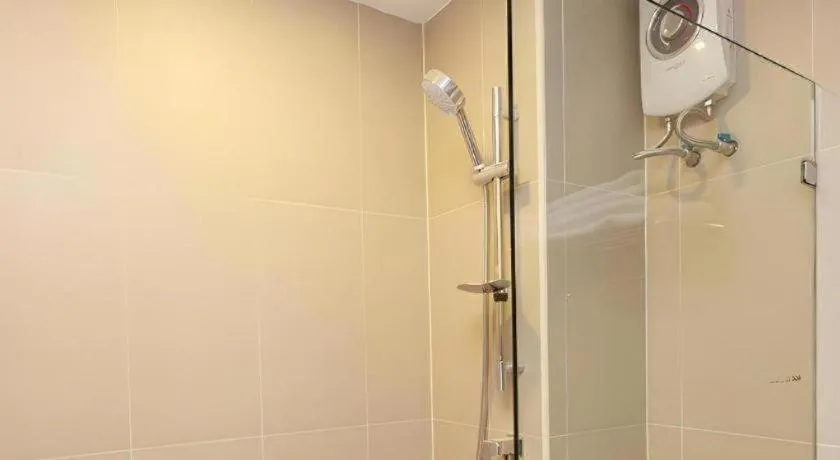 B2 Nakhonsawan Premier Hotel