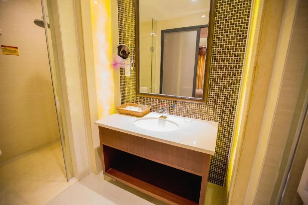 Longyan Capital International Hot Spring Resort