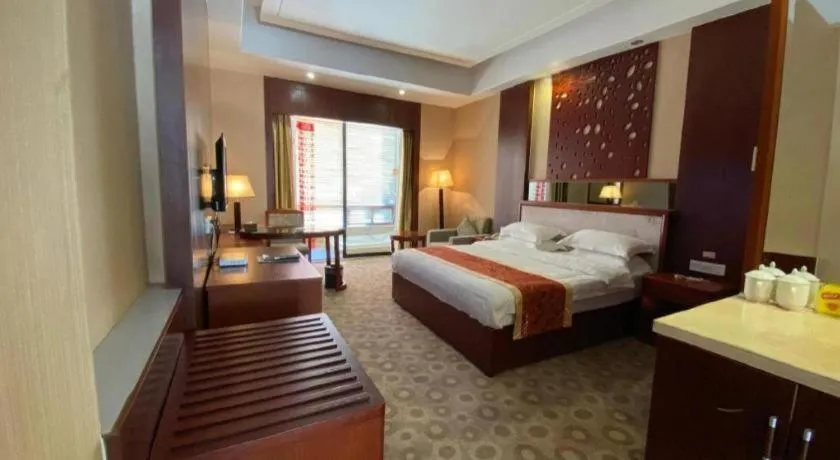 Bed in Longyan Capital International Hot Spring Resort