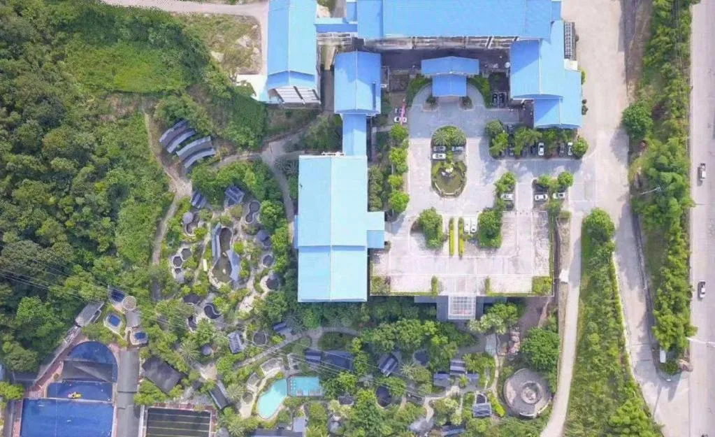 Longyan Capital International Hot Spring Resort