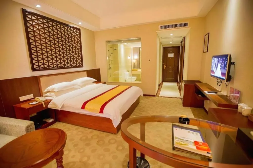 Bed in Longyan Capital International Hot Spring Resort