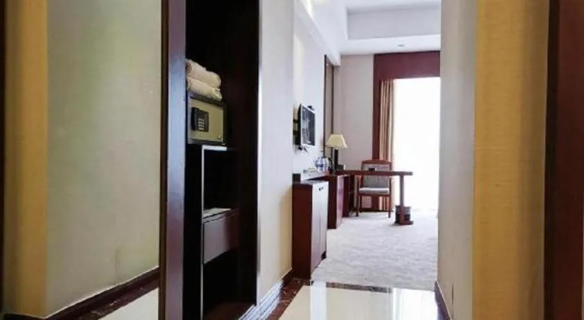 Longyan Capital International Hot Spring Resort