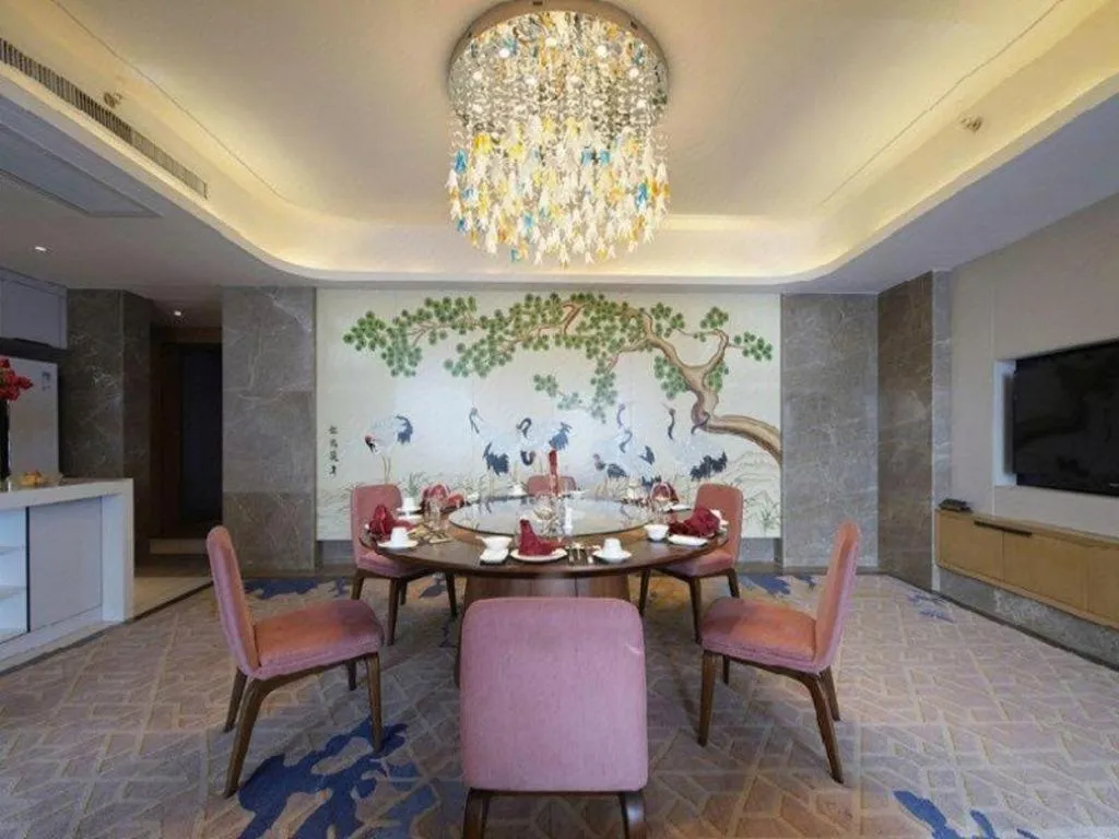 Licai Tianqi Hotel