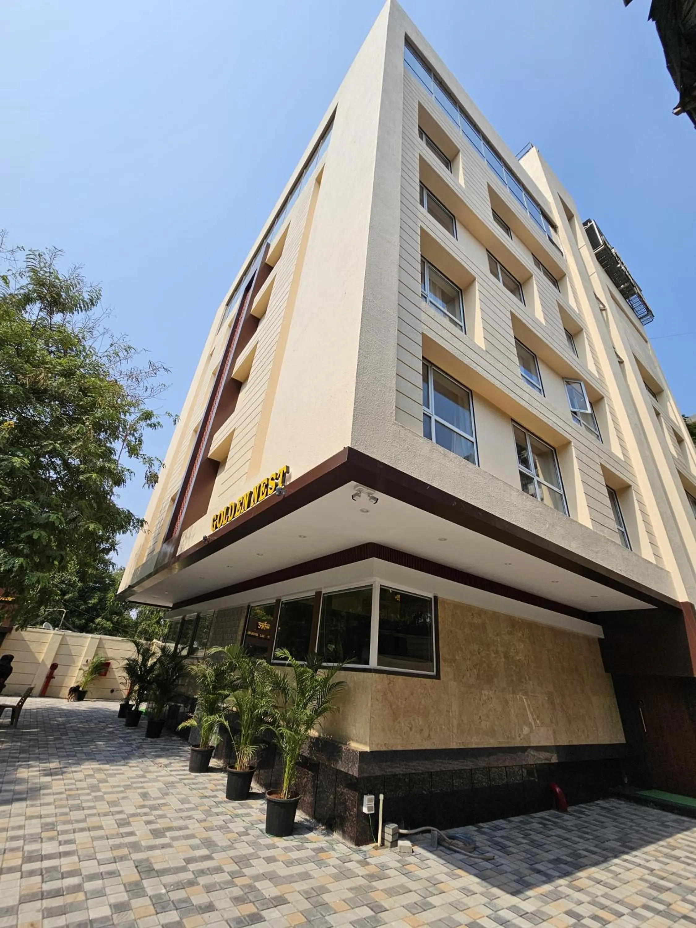 Property building in Hotel Golden Nest Thane