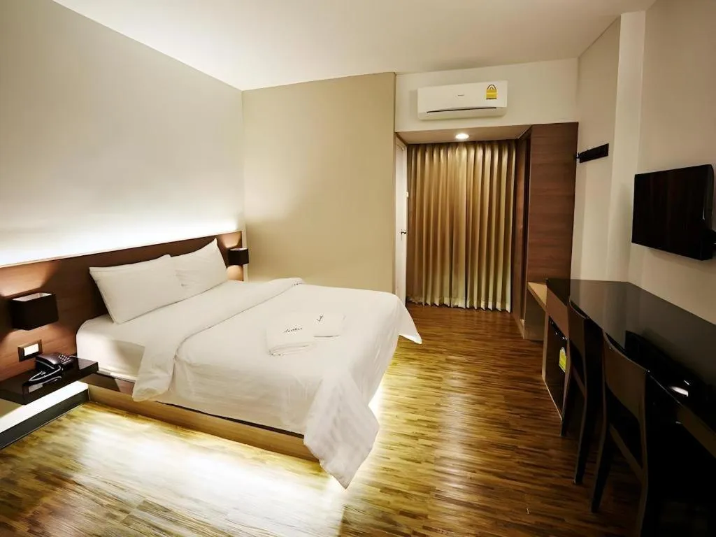 Bed in Leevana Hotel