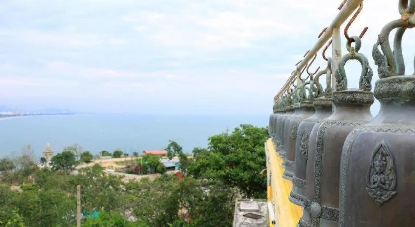 Blue Wave Hotel Hua Hin