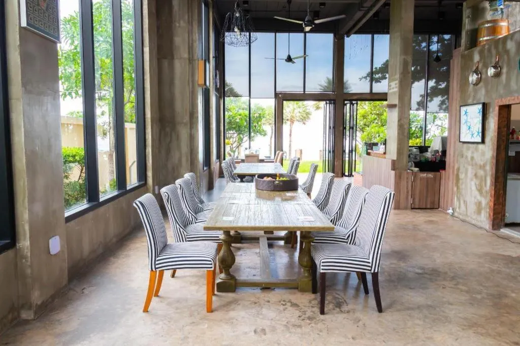 Blue Wave Hotel Hua Hin