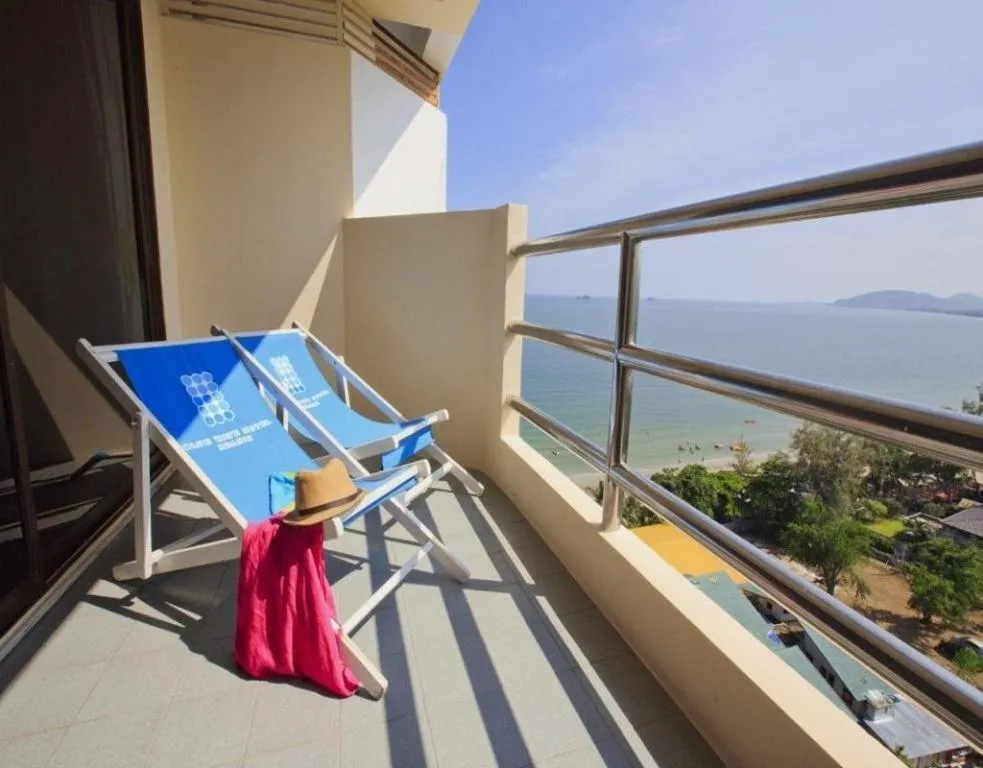 Blue Wave Hotel Hua Hin