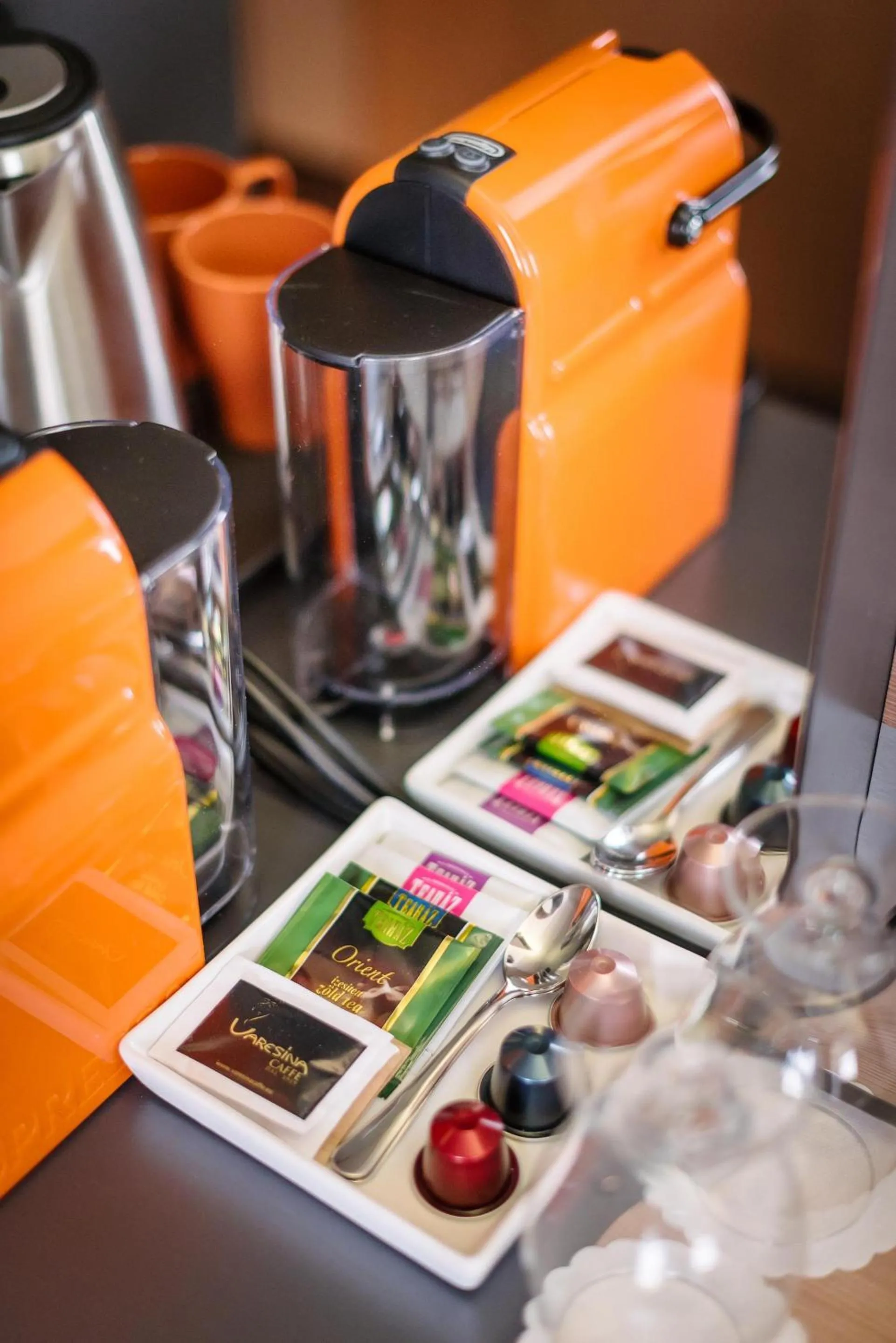 Photo of the whole room in Best Western Plus Lakeside Hotel