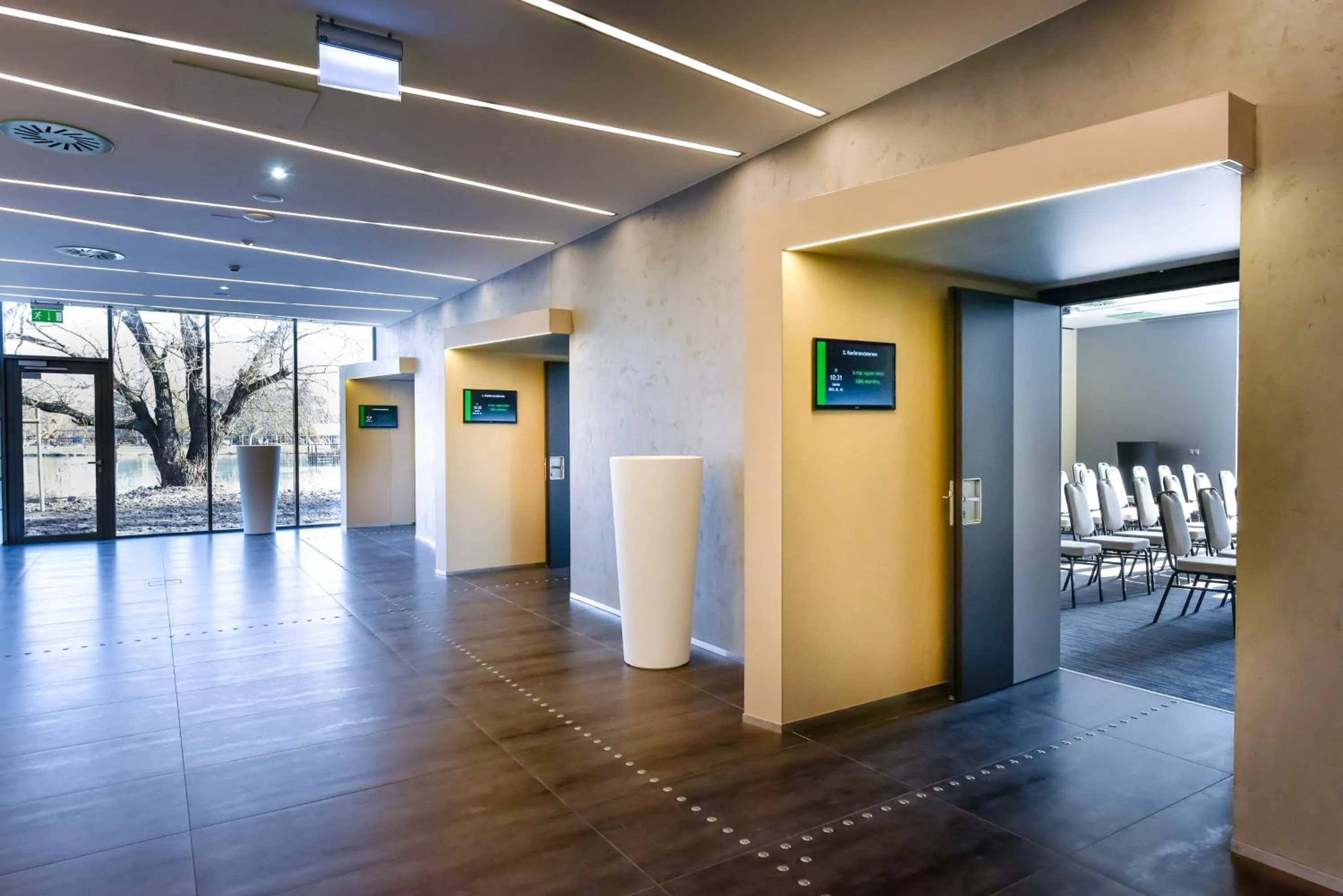 Banquet/Function facilities in Best Western Plus Lakeside Hotel