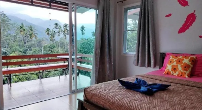 Bed in Baan Bhuriwat Kiriwong