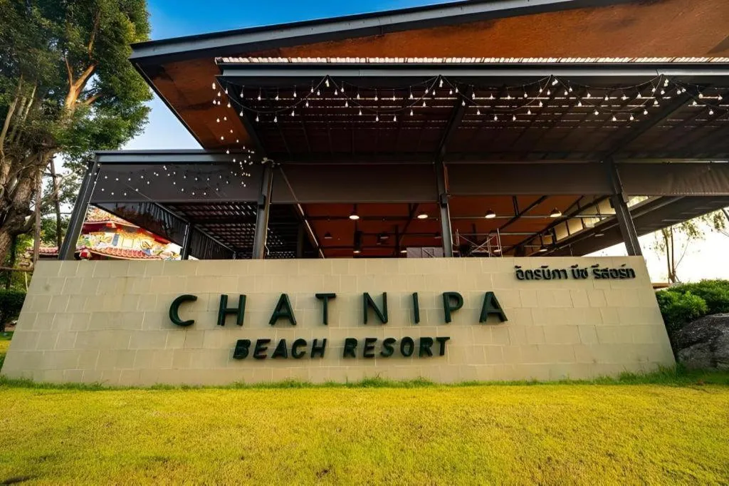 Chatnipa Beach Resort