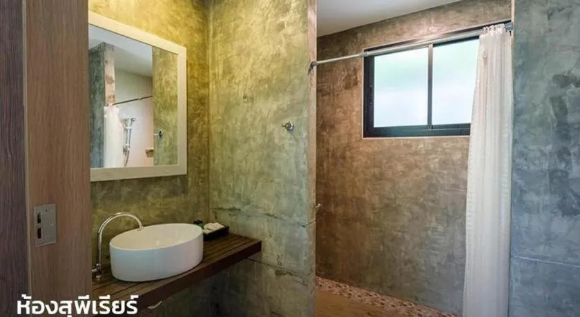 Chatnipa Beach Resort