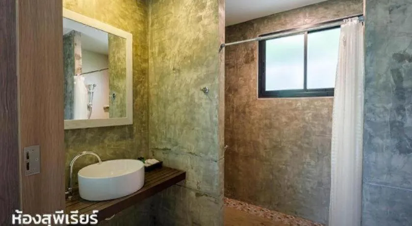 Chatnipa Beach Resort