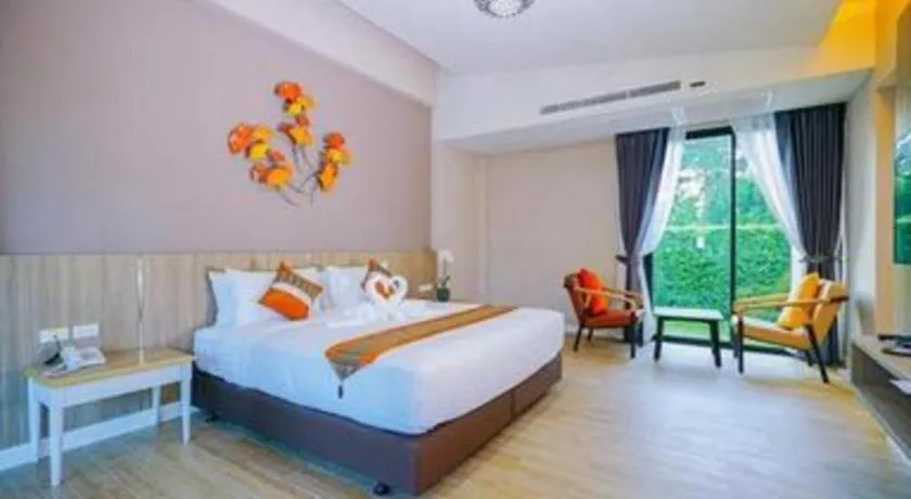 Bed in Chatnipa Beach Resort