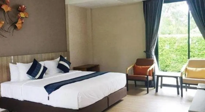 Bed in Chatnipa Beach Resort