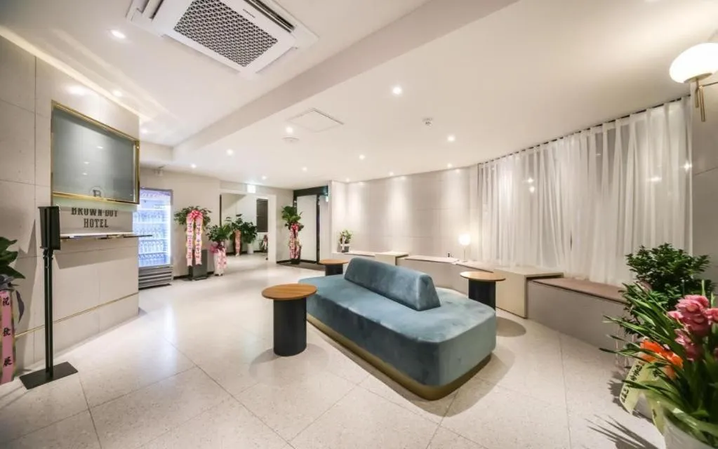 Changwon Brown dot Hotel Palyong