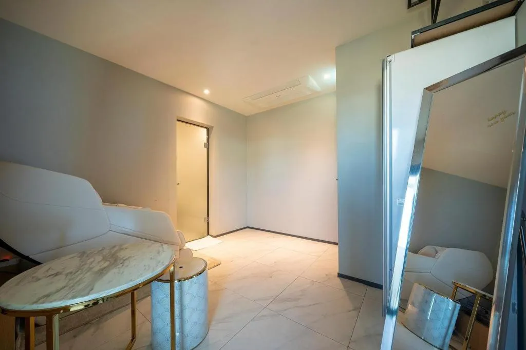 Changwon Brown dot Hotel Palyong