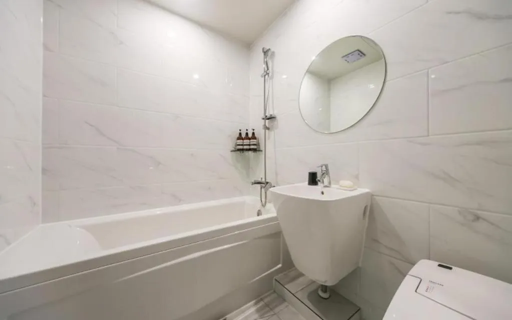 Changwon Brown dot Hotel Palyong